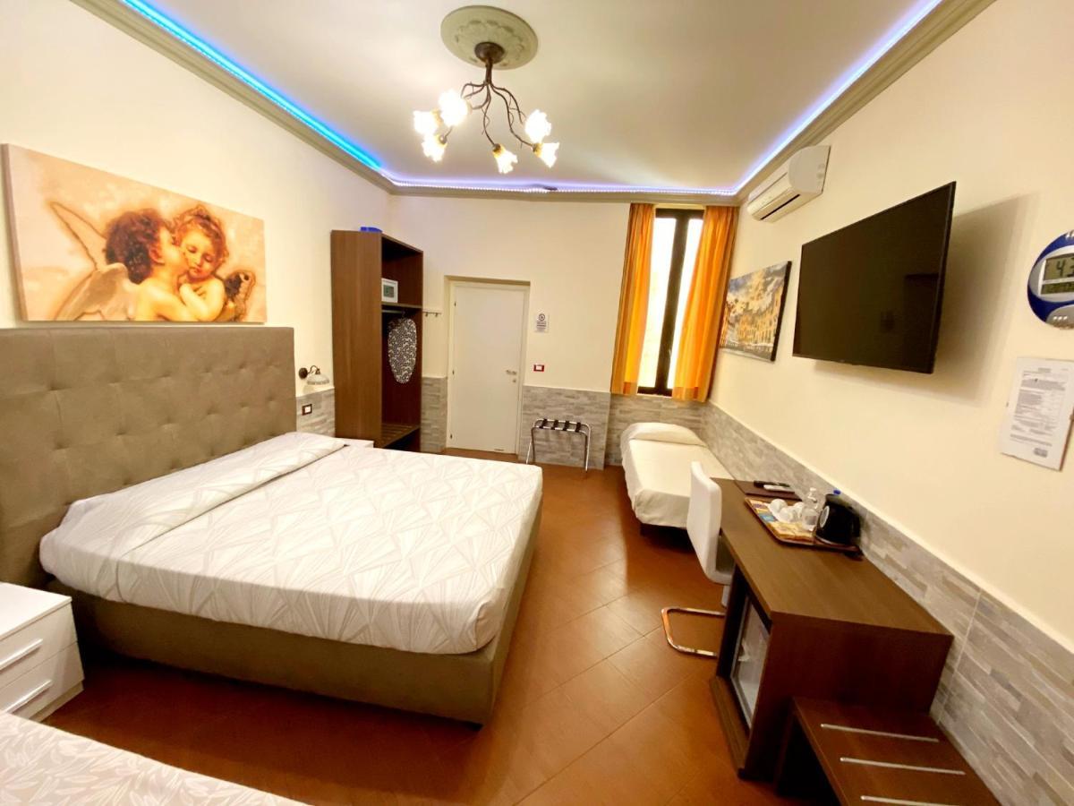 โฮเต็ล เอสเตอร์ Hotel ฟลอเรนซ์ ภายนอก รูปภาพ
